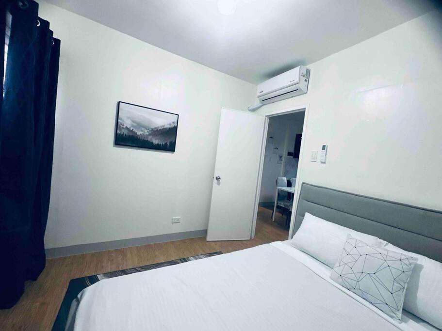 Mactan Oasis Garden/ 2 Bedrooms/ Near Airport Apartment *
