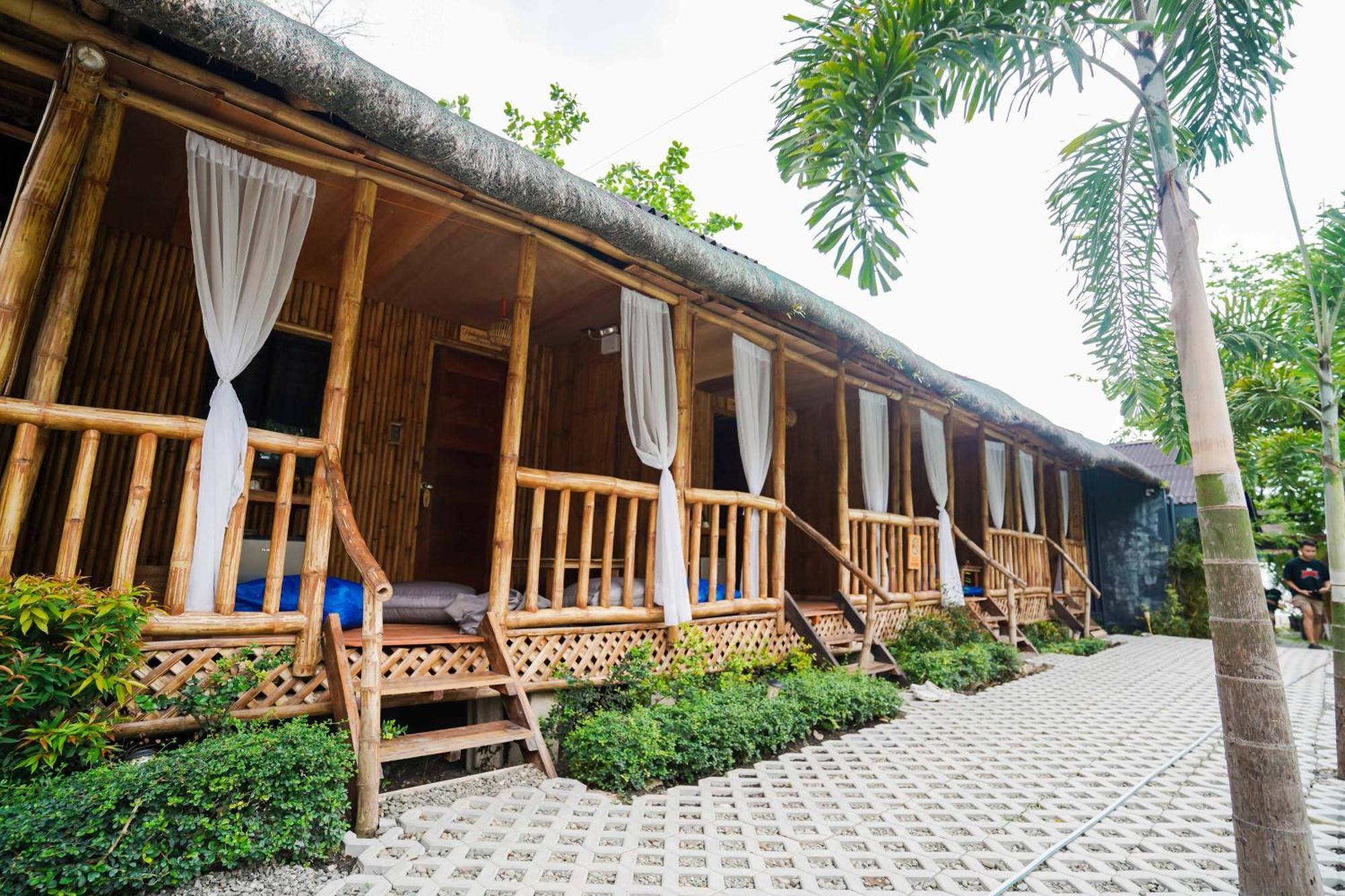 Hotel Marika Badian