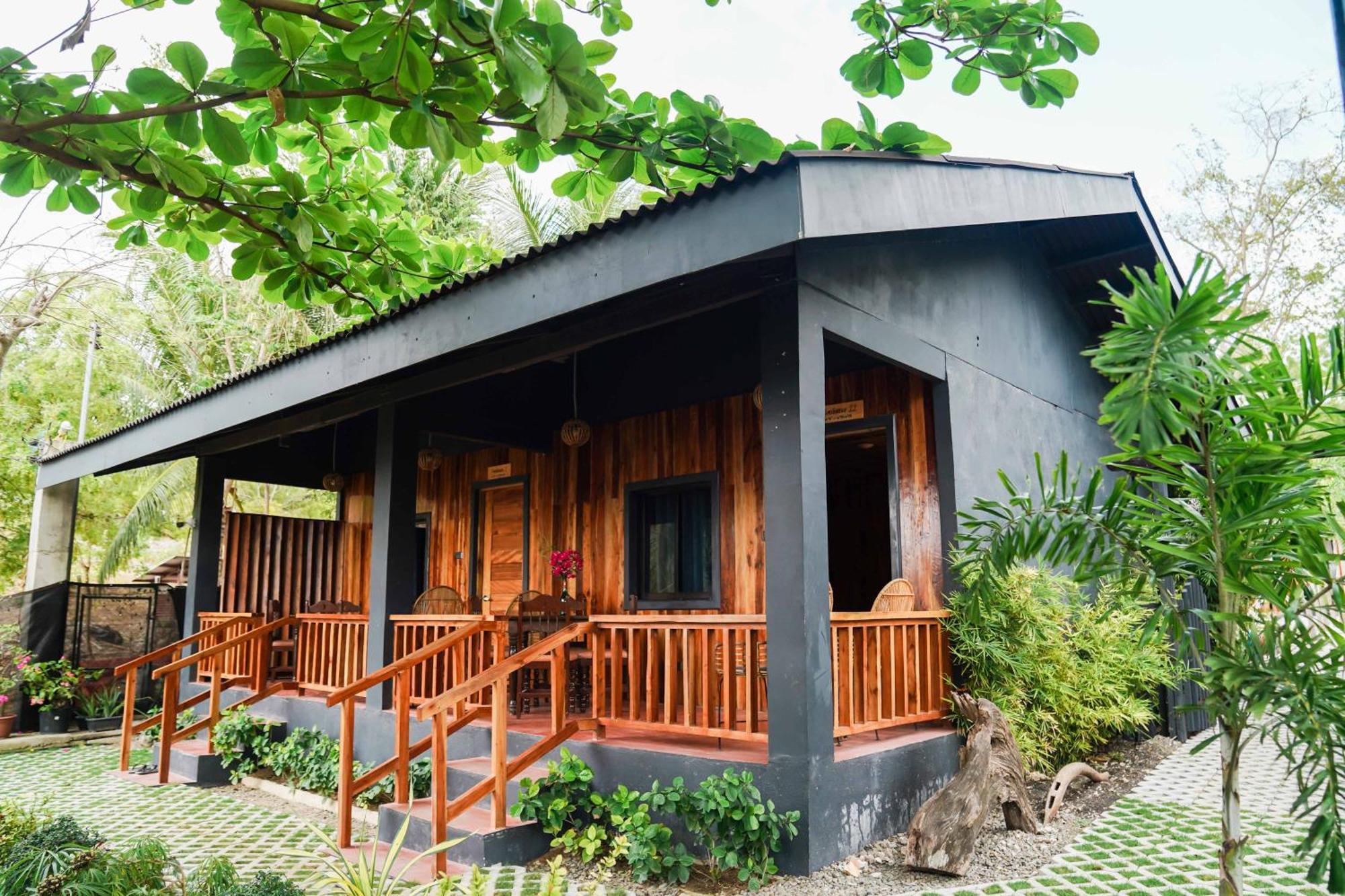 Marika Hotel Badian