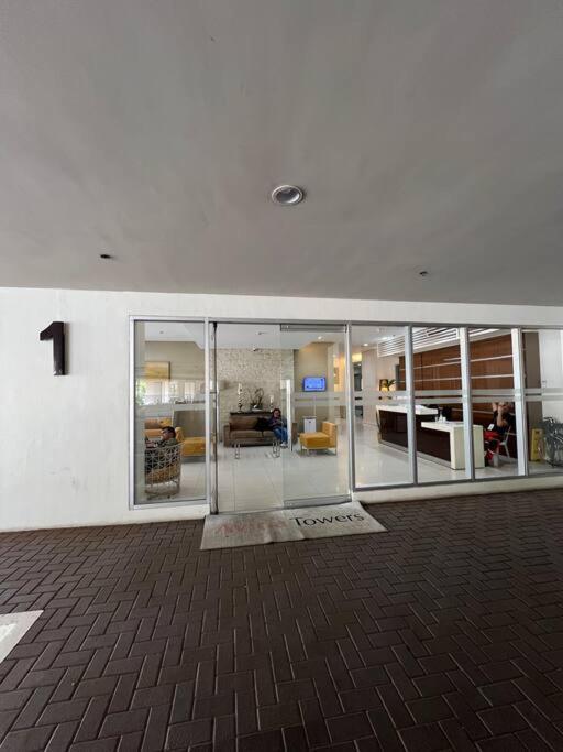 1-bedroom It Park Avida * Cebu