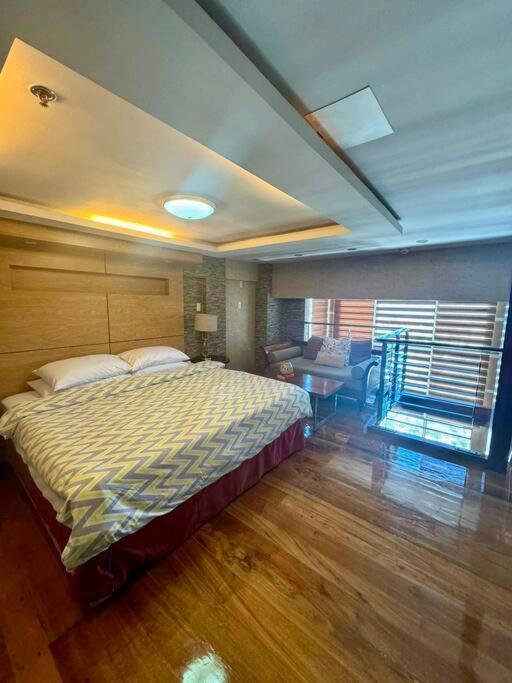 Home-like Loft Unit In Apartment *