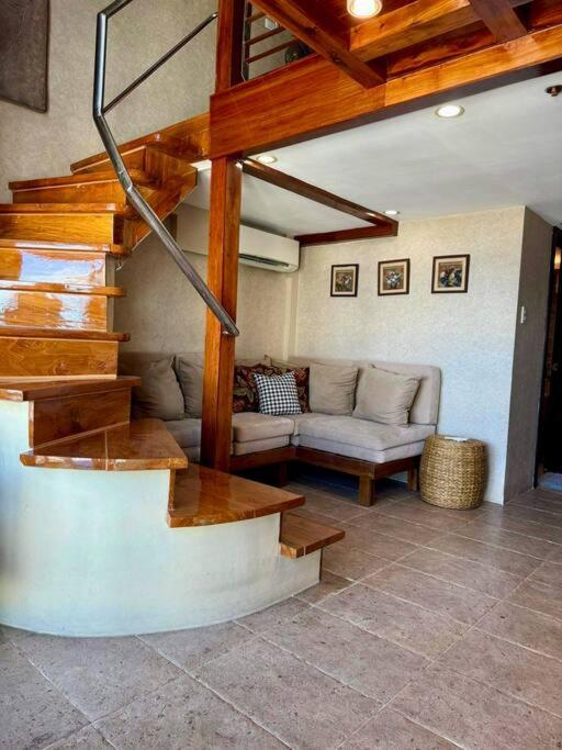 Home-like Loft Unit In