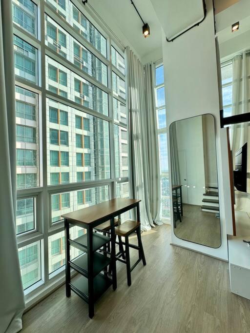 Apartment Spacious Loft Type Unit In Cebu