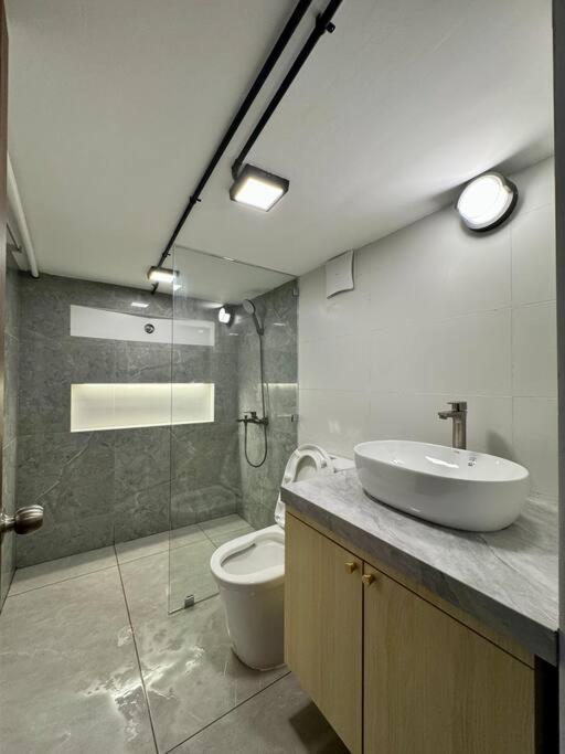 Spacious Loft Type Unit In