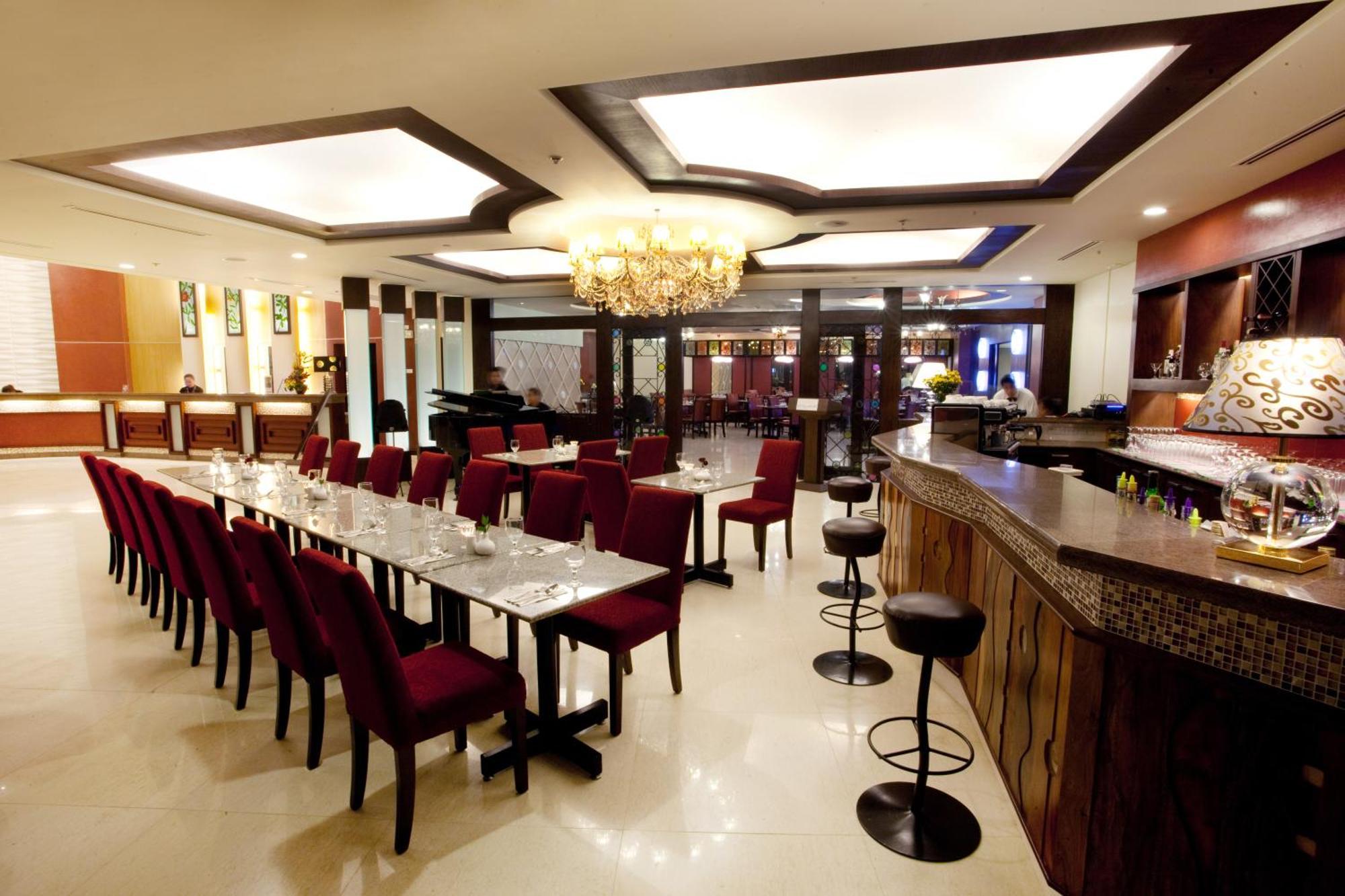 Elizabeth Cebu