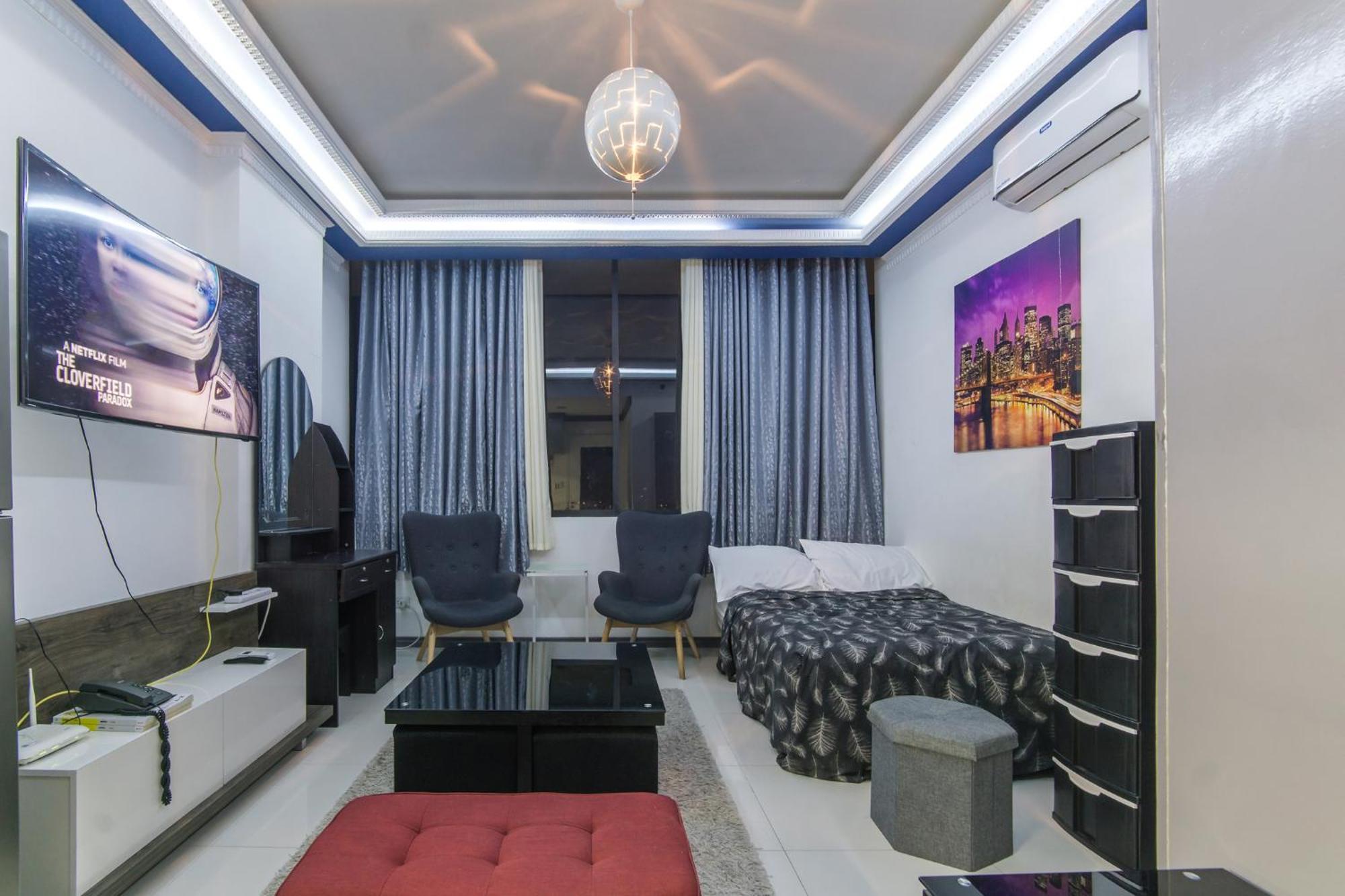 Apartment Avenir For Rent Near It Park With Free Netflix, 49-inch Samsung Curve Tv