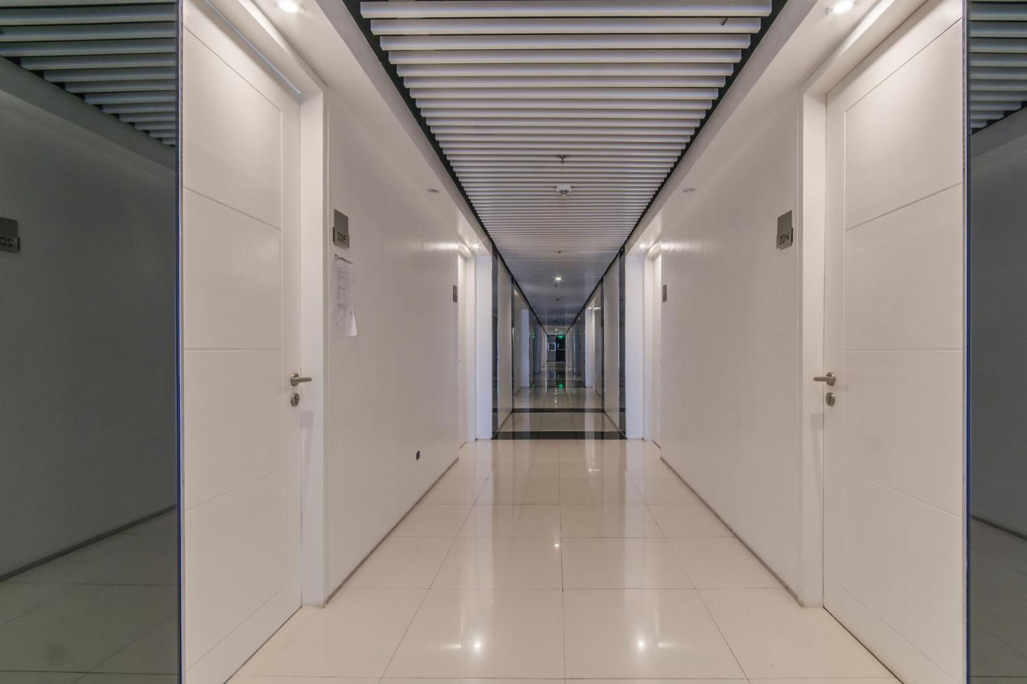 Apartment Avenir For Rent Near It Park With Free Netflix, 49-inch Samsung Curve Tv *