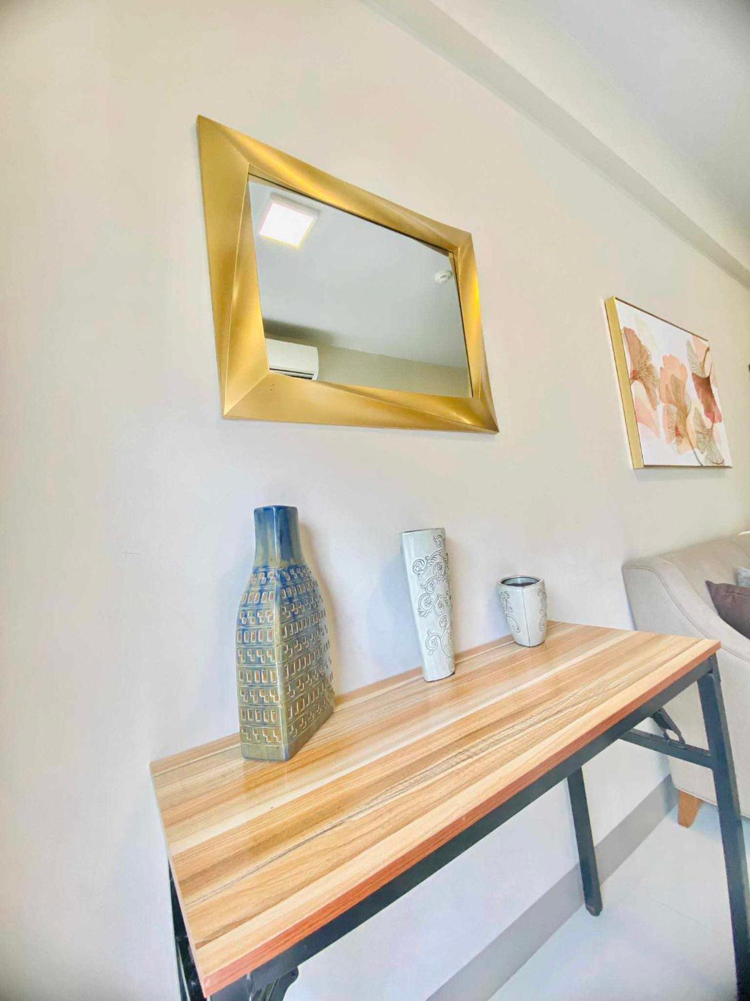Mactan Newtown Near Airport With Pool & Beach Access