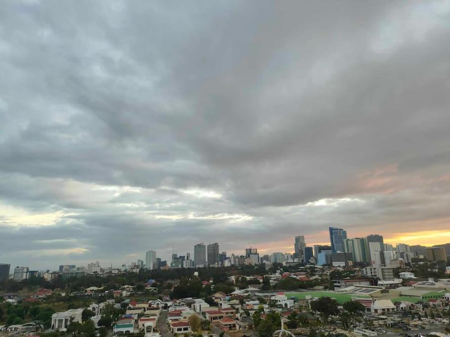 2br Unit Villahermia Staycation, Cebu Mandaue City