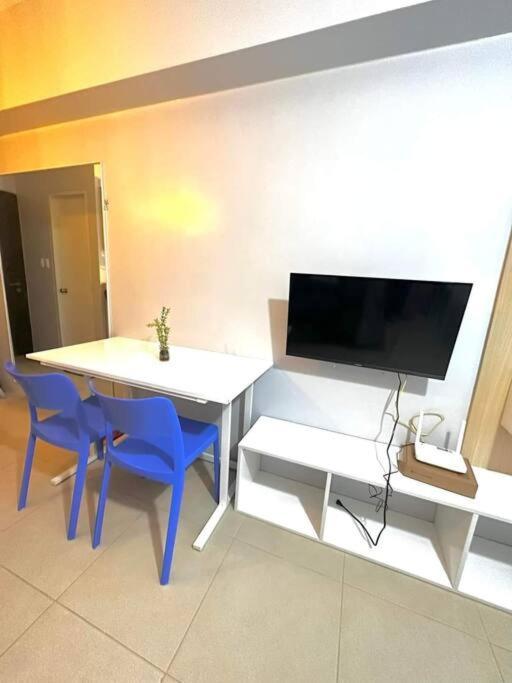 Apartment At Avida Towers Riala T3