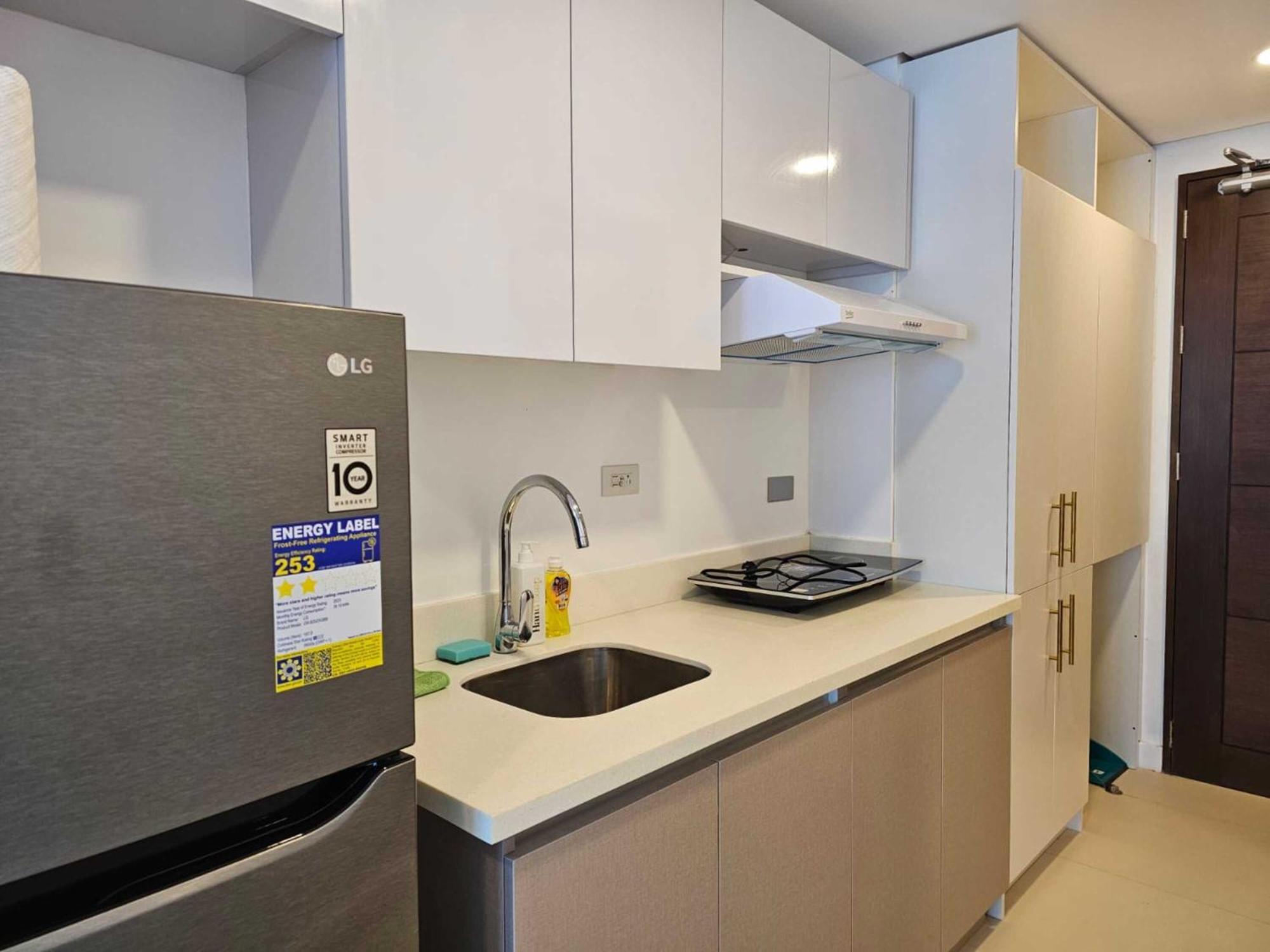 38 Park Ave 2607