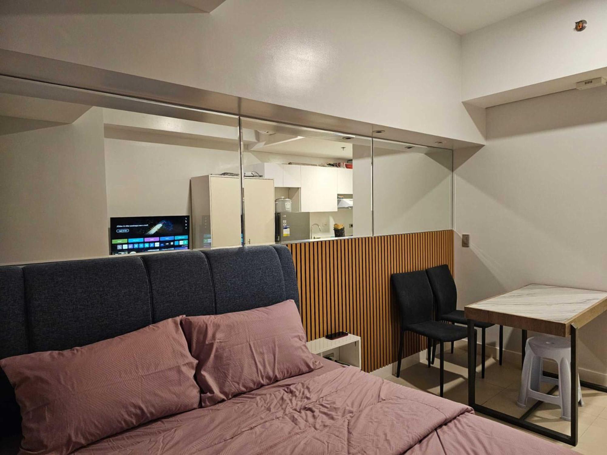 Apartment 38 Park Ave 207