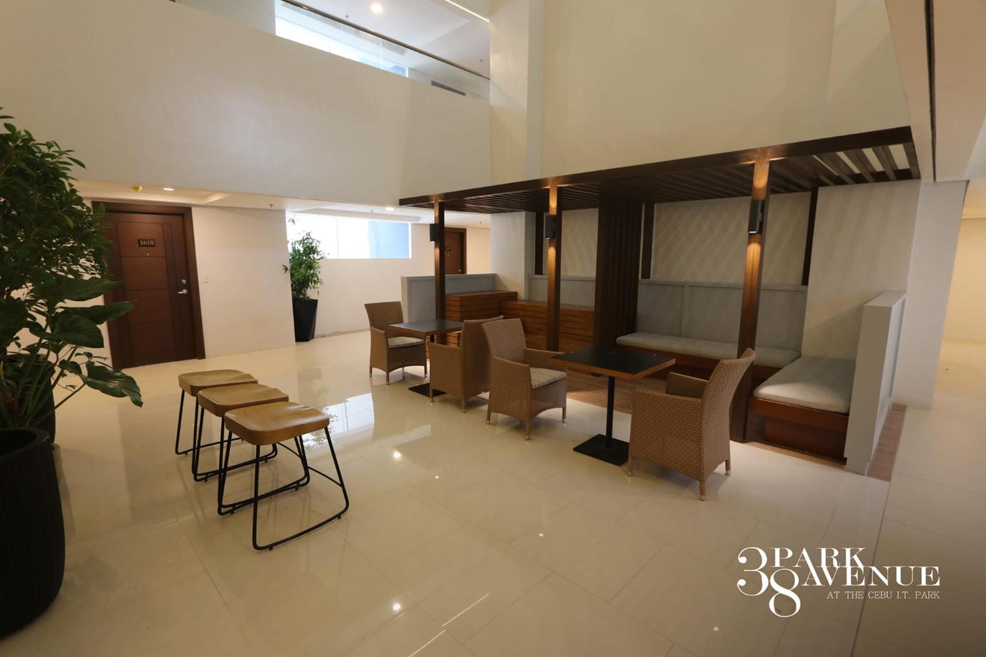 38 Park Avenue It Park - Unit Freyja *