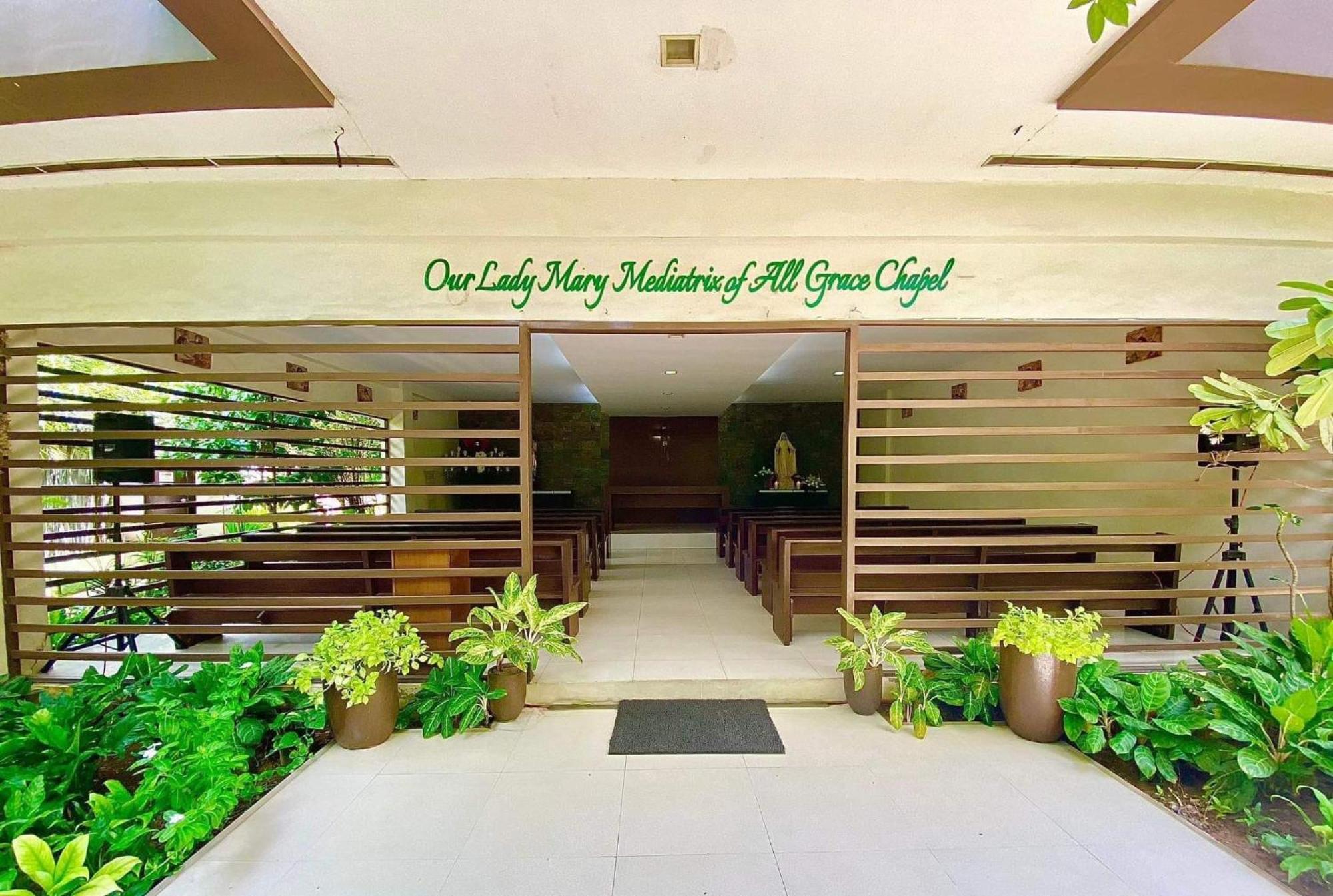Apartment Unit Near It Park, Sm And Ayala With Pool, Balcony And Fast Wifi Mandaue City