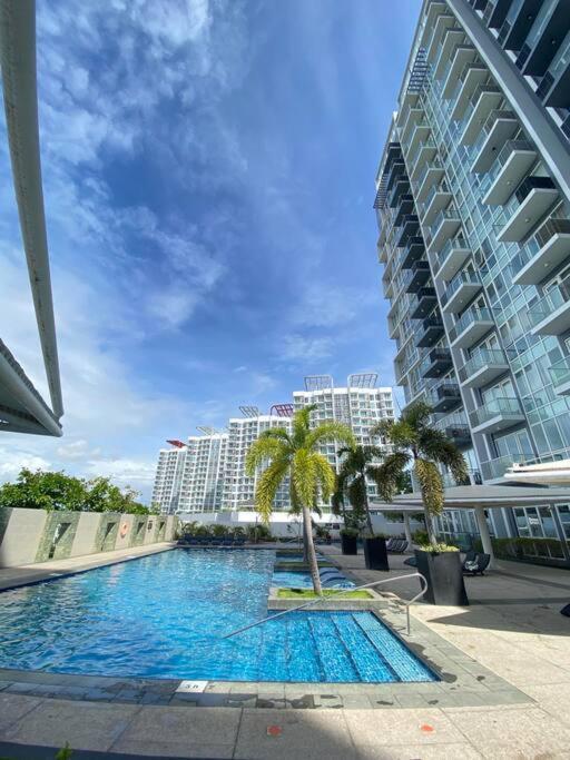 Apartment The Mactan At The Mactan Newtown *