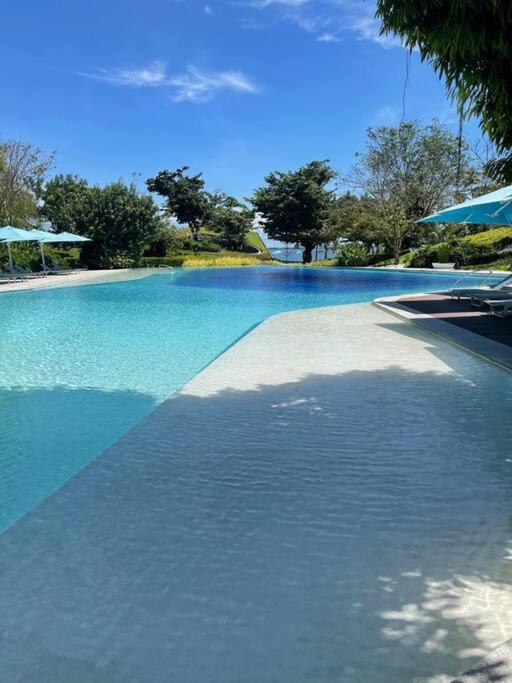 Ma Roberta - Luxurious Tambuli 2 Bed Unit Lapu-Lapu City