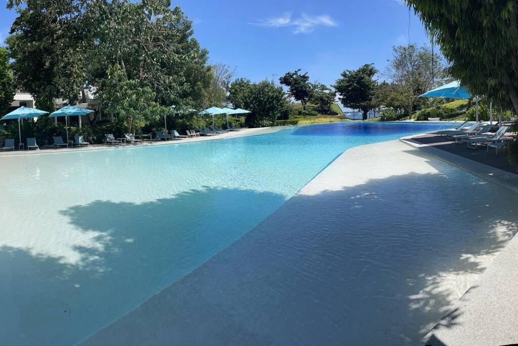 Ma Roberta - Luxurious Tambuli 2 Bed Unit Apartment Lapu-Lapu City
