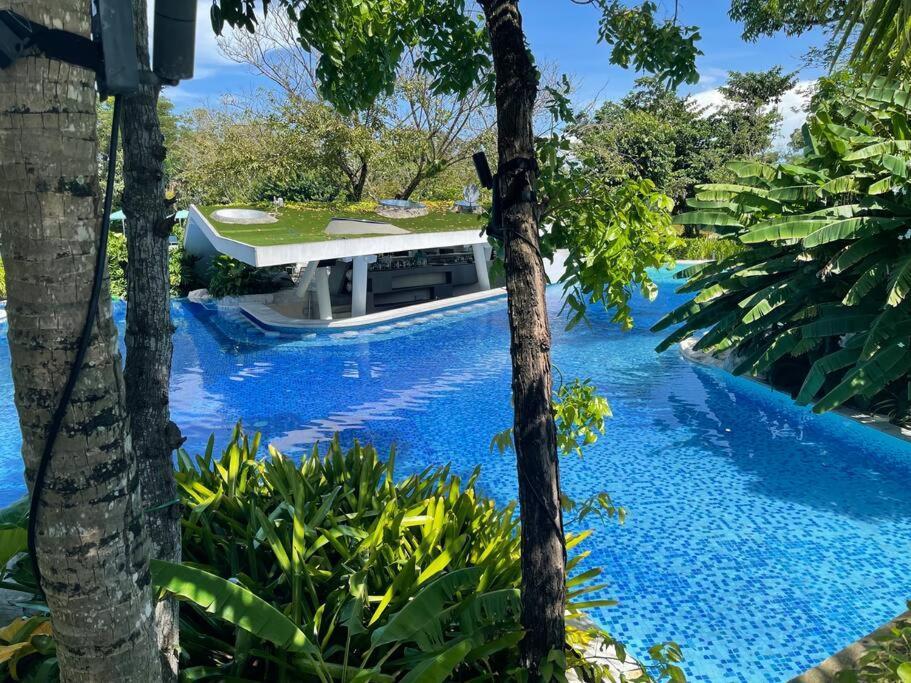 Ma Roberta - Luxurious Tambuli 2 Bed Unit Apartment Lapu-Lapu City