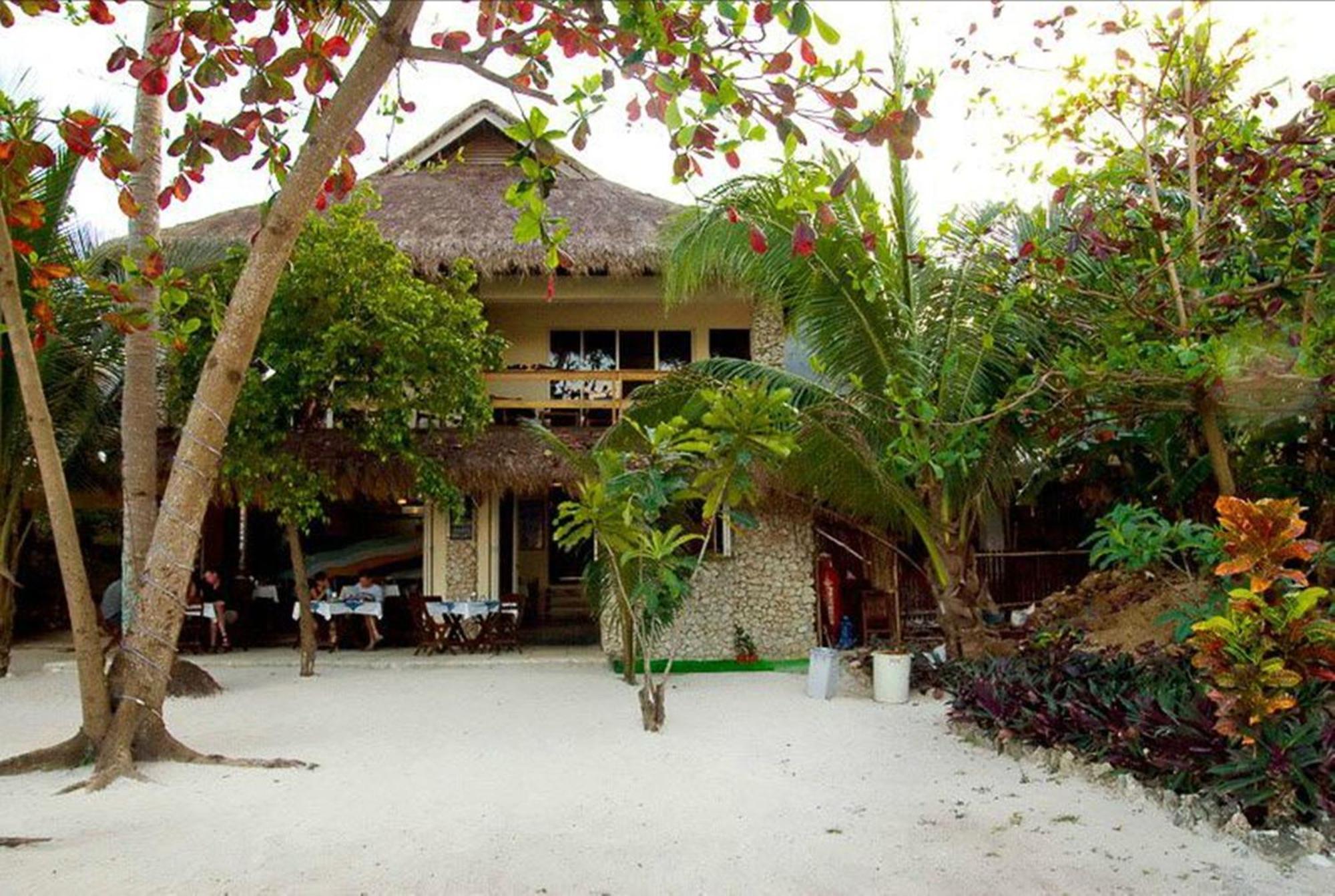 Angelina & Italian Restaurant Resort Logon