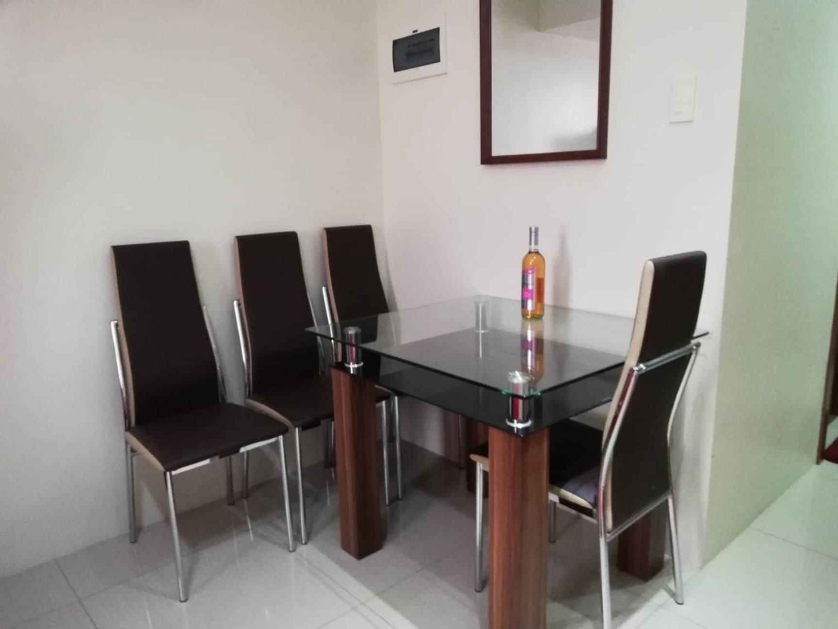 Jdt's At Horizons 101 Apartment Cebu