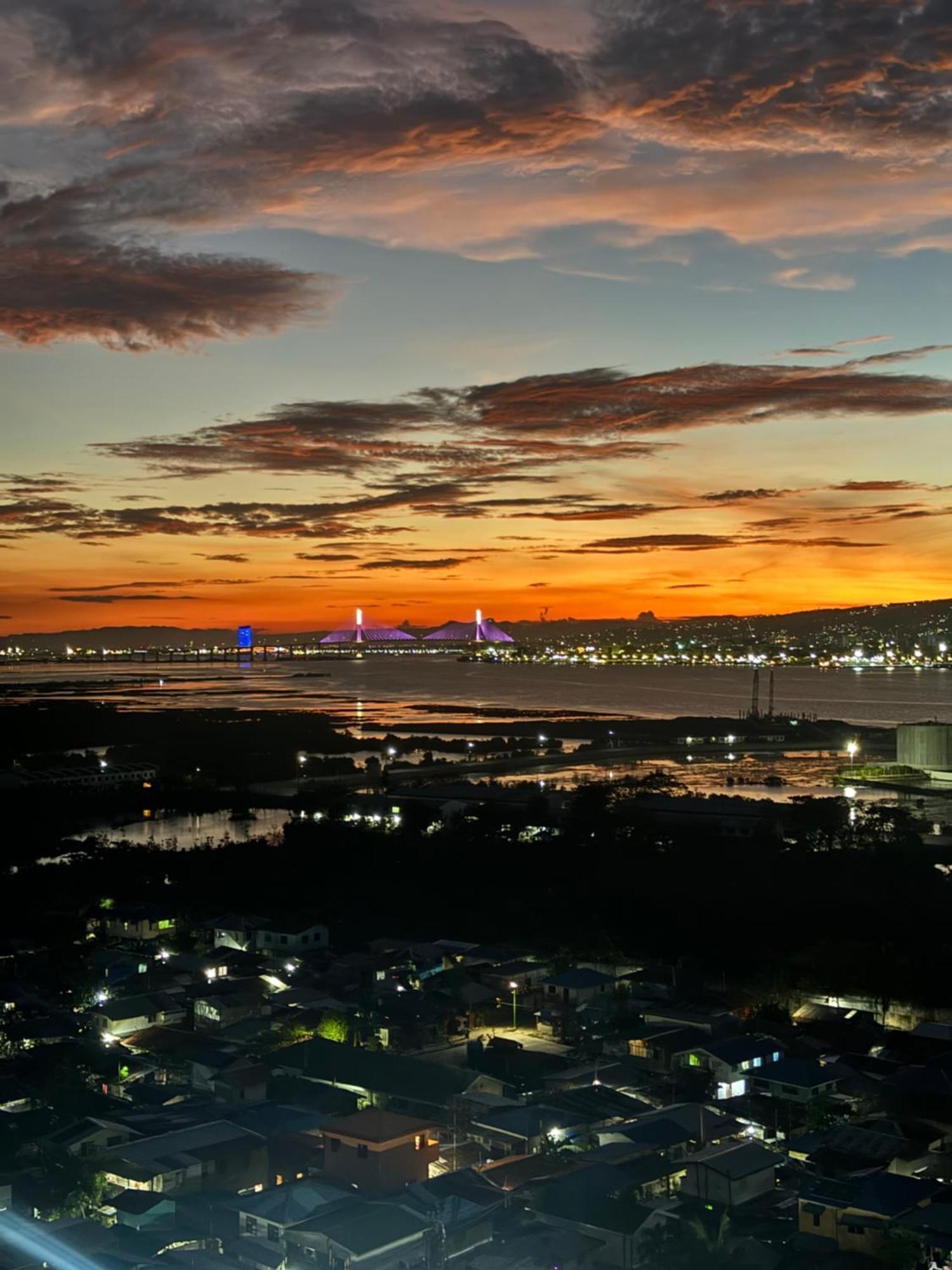 Near Mactan Cebu Airport Apartment *