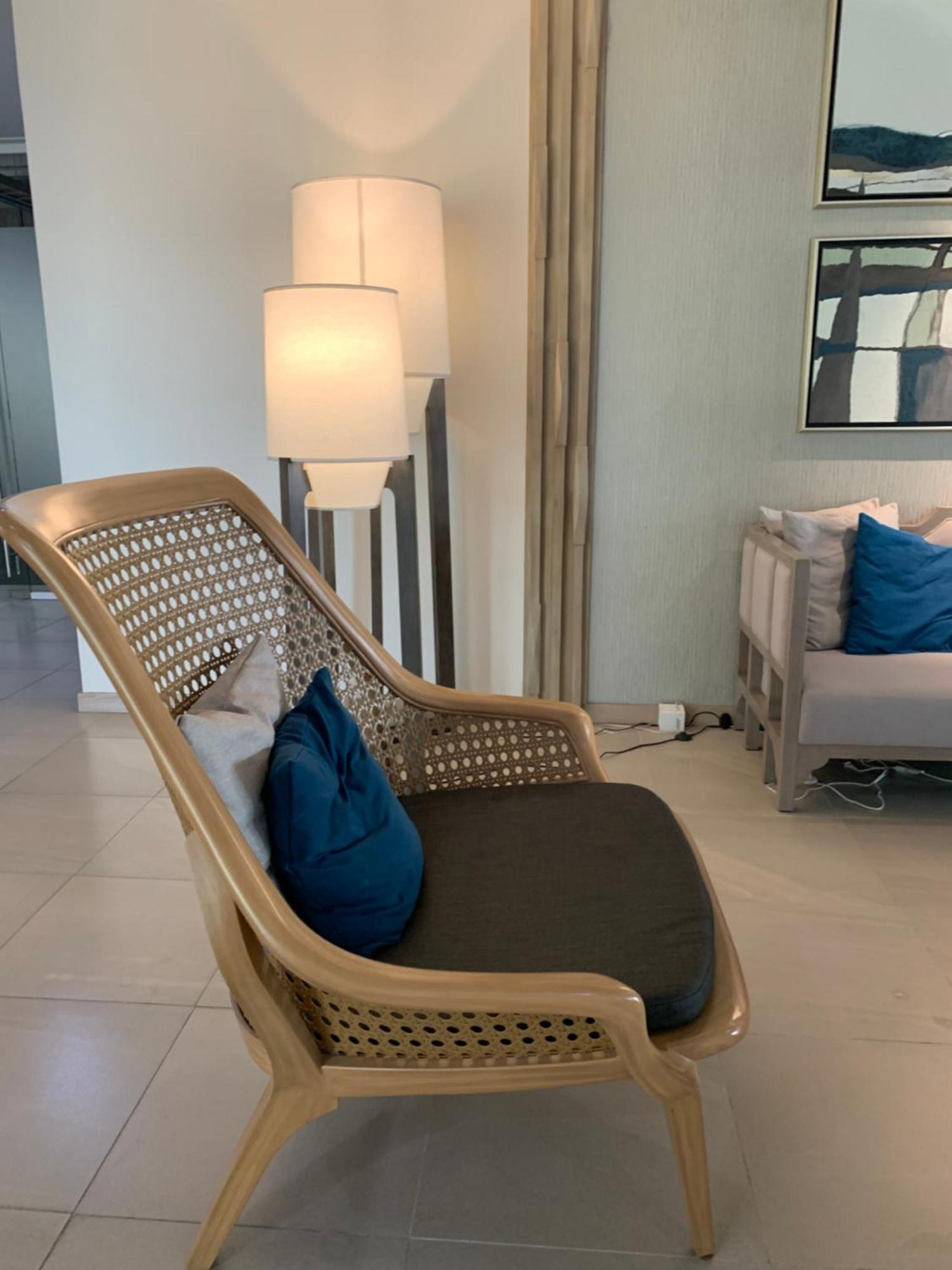 Spacious Stylish With Two Bedrooms, Near Mall Apartment Cebu