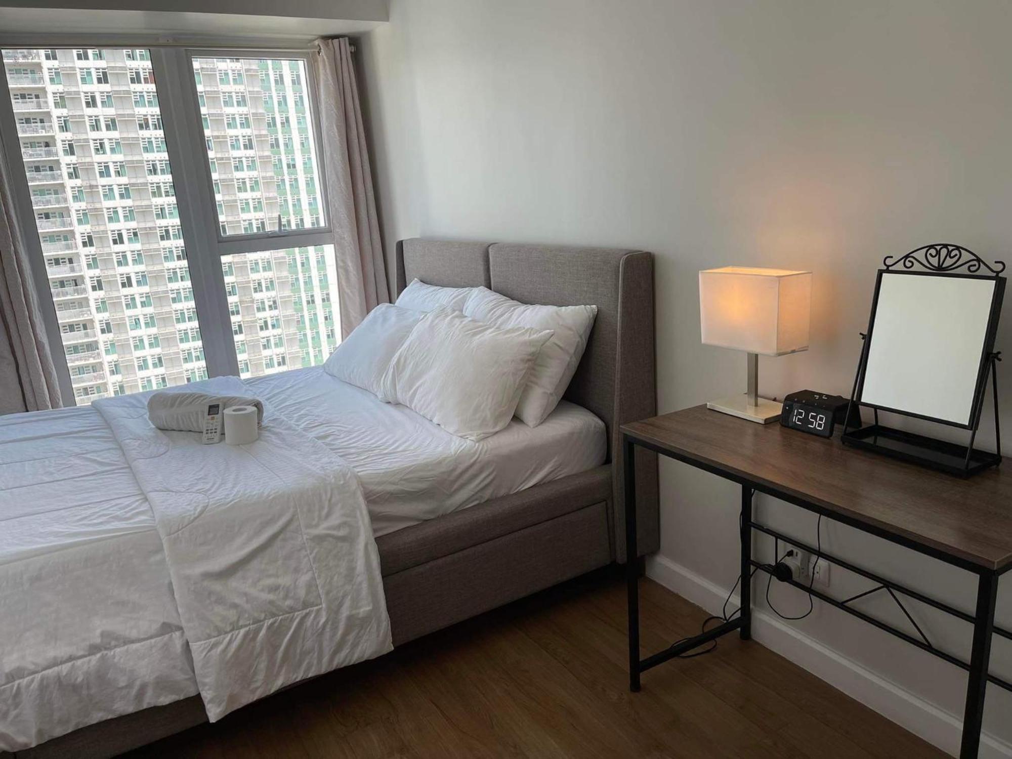 Spacious Stylish With Two Bedrooms, Near Mall * Cebu