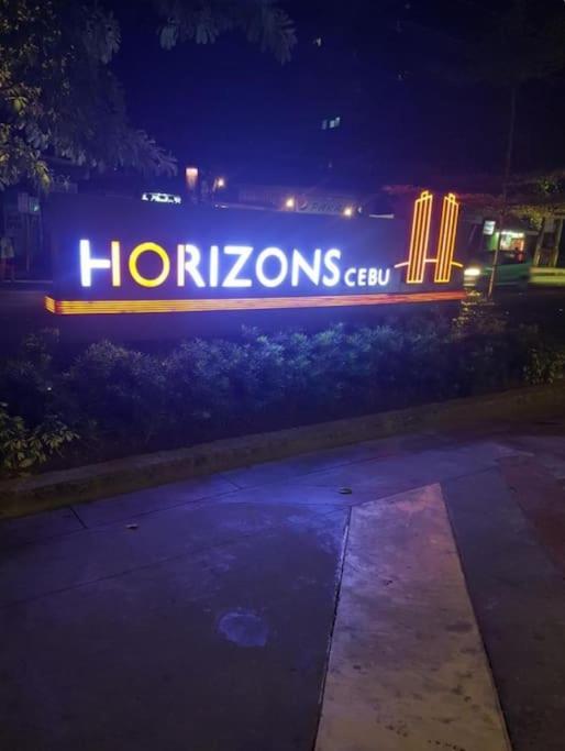 Work Living Horizon 101 Apartment
