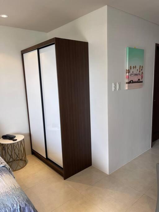 Ma Roberta - Tambuli Type With Fast Wifi 16 Floor Lapu-Lapu City