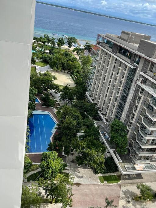 Ma Roberta - Tambuli Type With Fast Wifi 16 Floor Apartment Lapu-Lapu City
