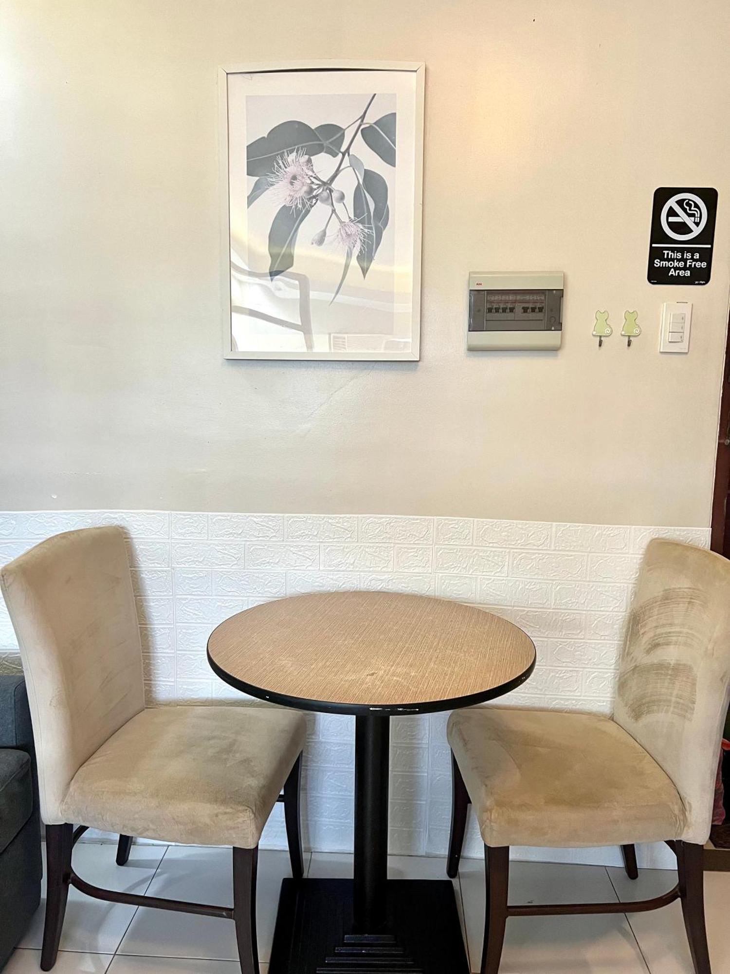 Views+ Large Space+ Beside It Park * Cebu