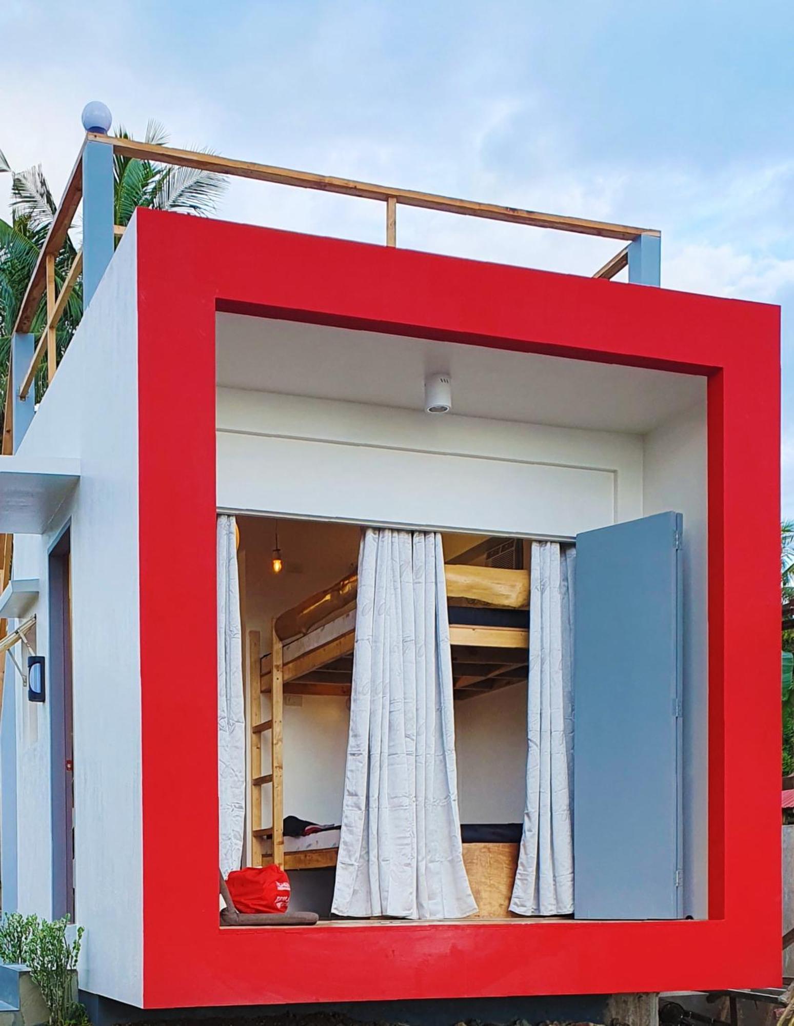 Tiny House's Seafront In Camotes Island Guest house *