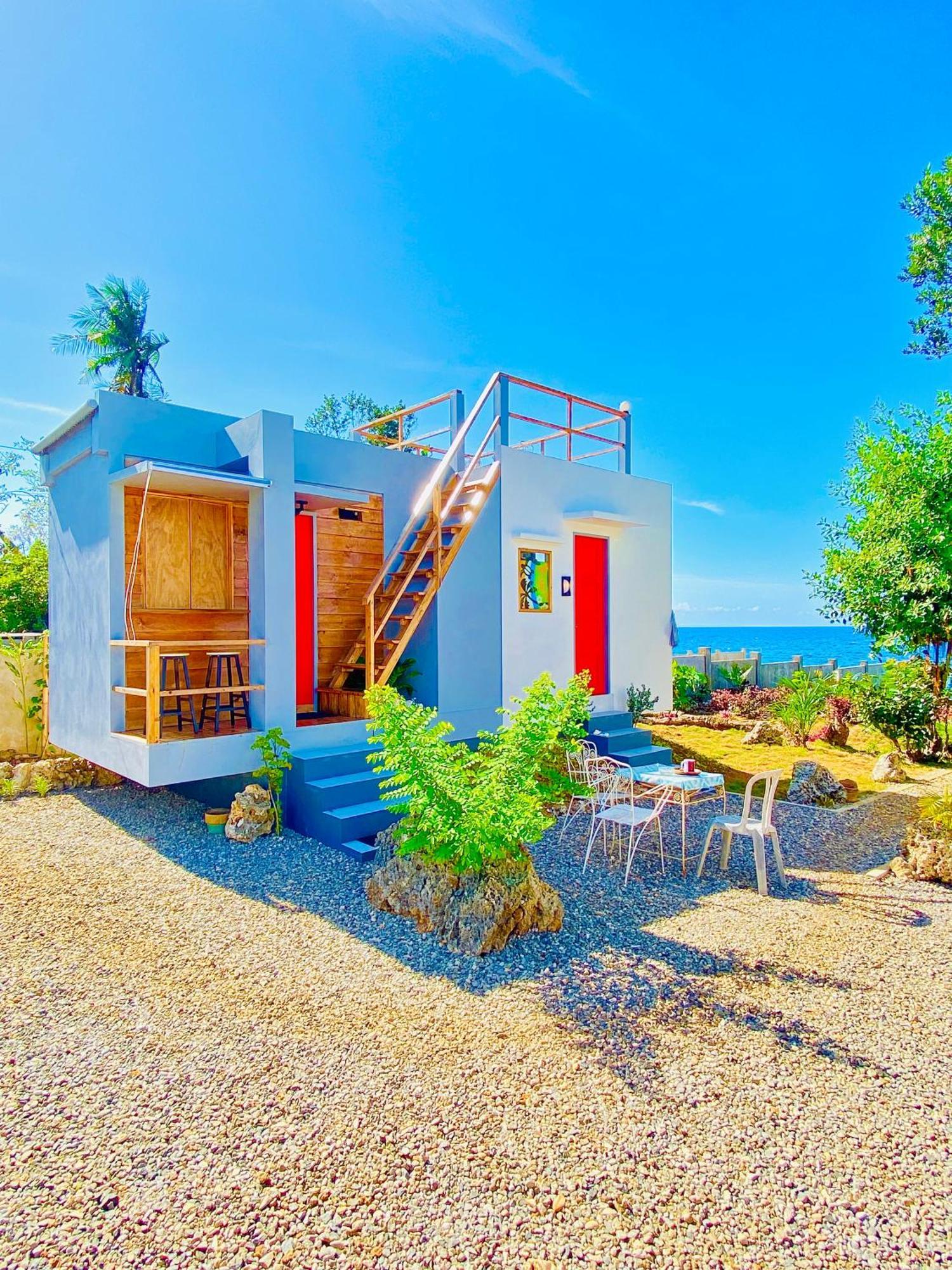 Tiny House's Seafront In Camotes Island Guest house