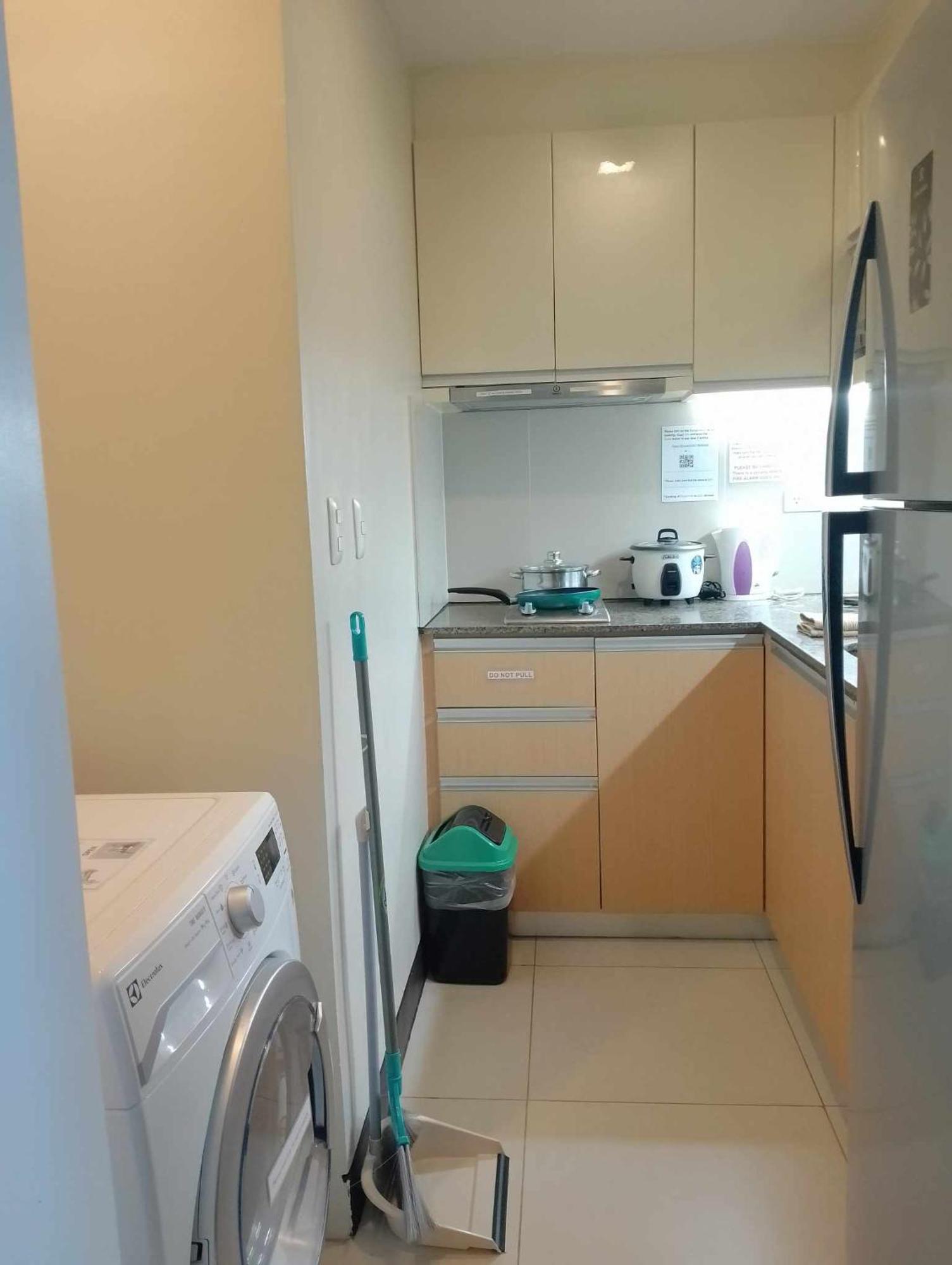 Mactan Newtown With Pool Access *