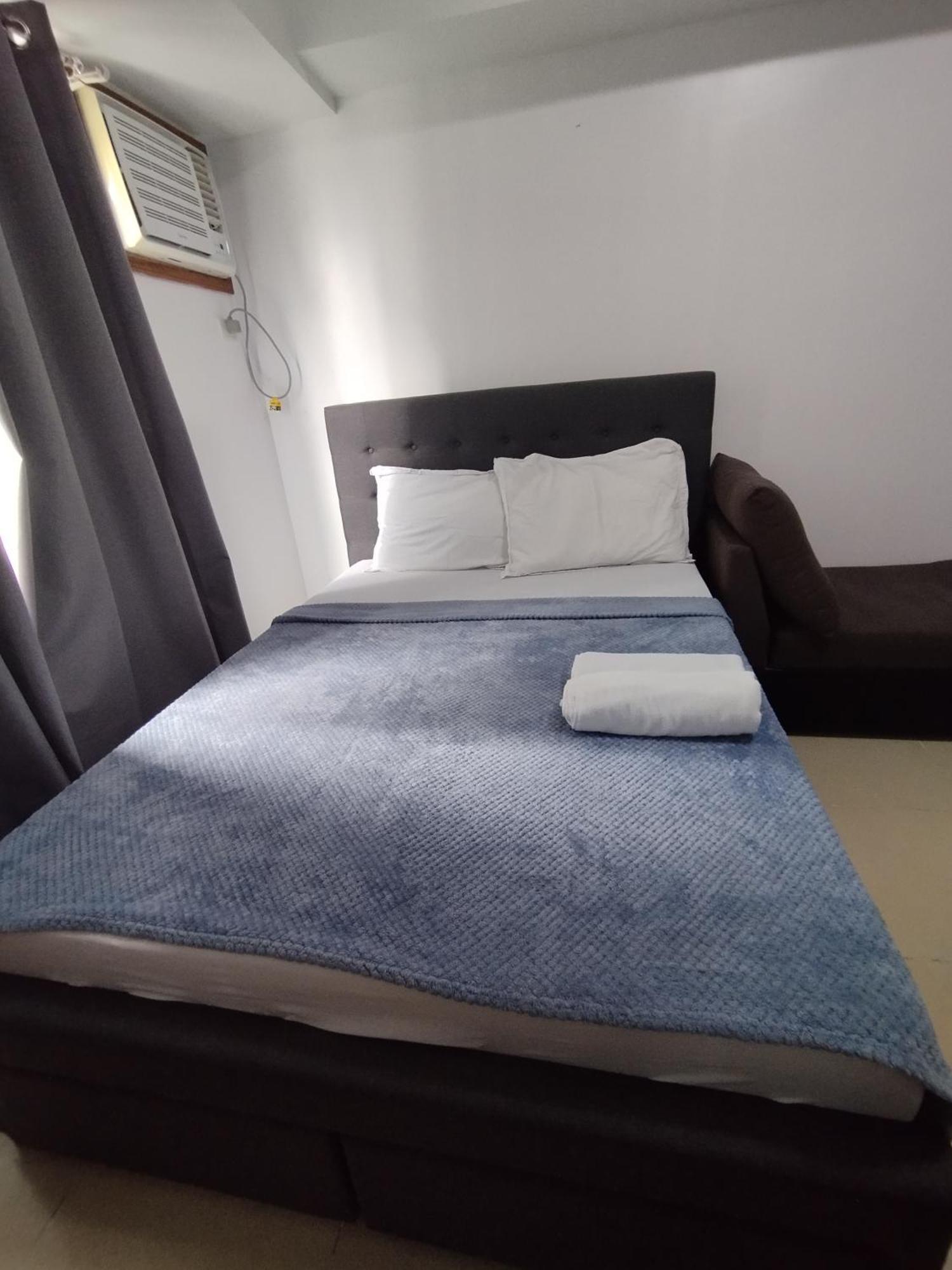 Avida Riala T1 1917/cebu It Park Apartment *