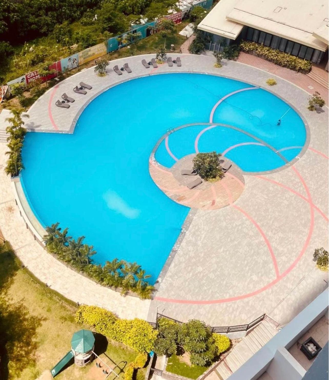 Grand Cebu