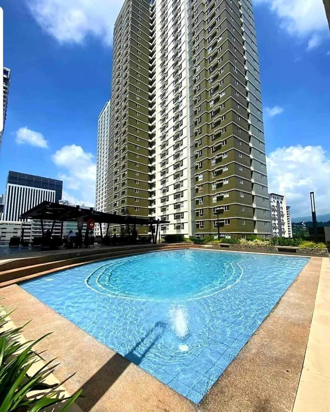 Lsy Ayala Riala * Cebu