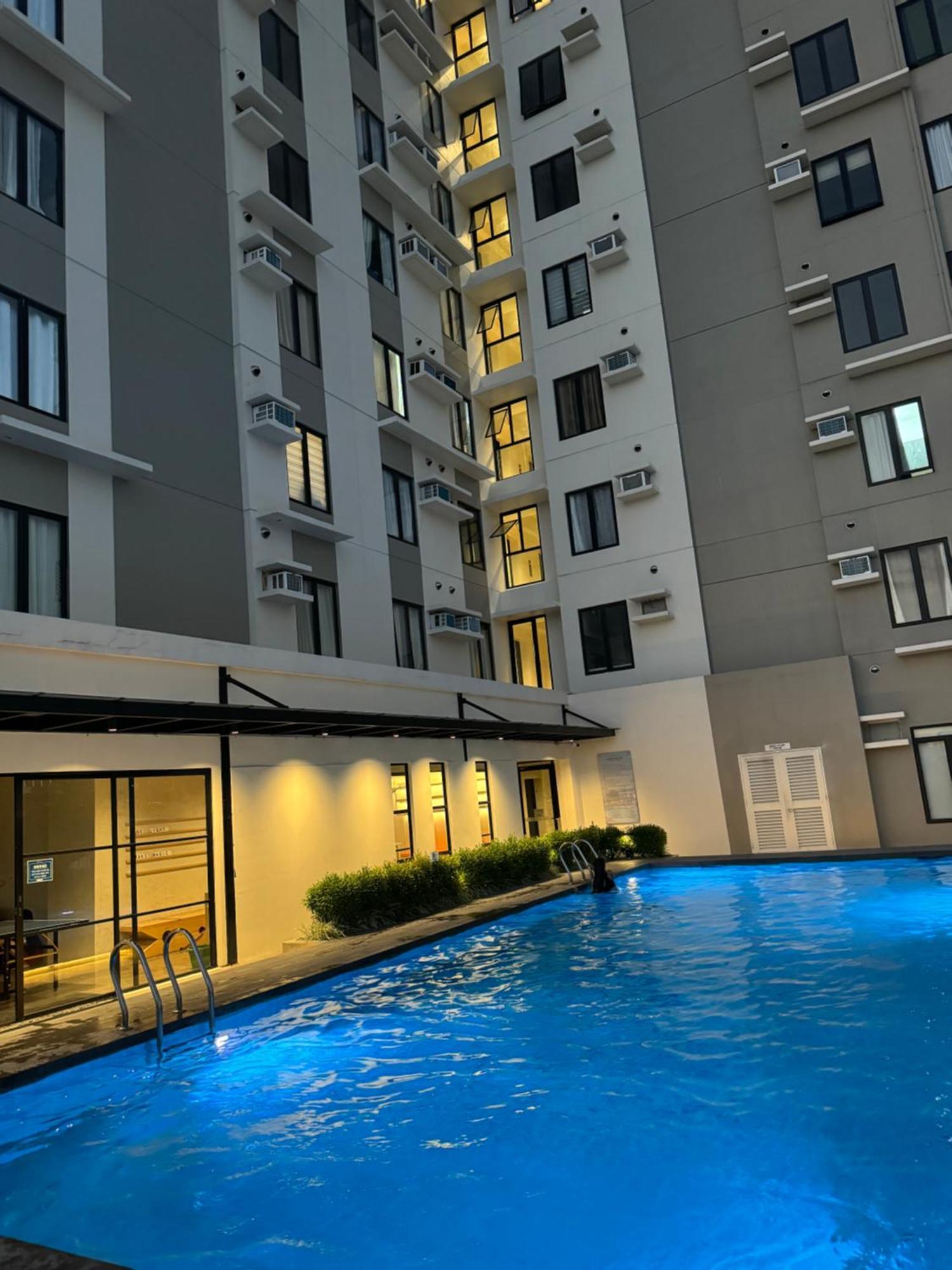 Unit 5 Mins To It Park With Pool, Wifi & Netflix Apartment *