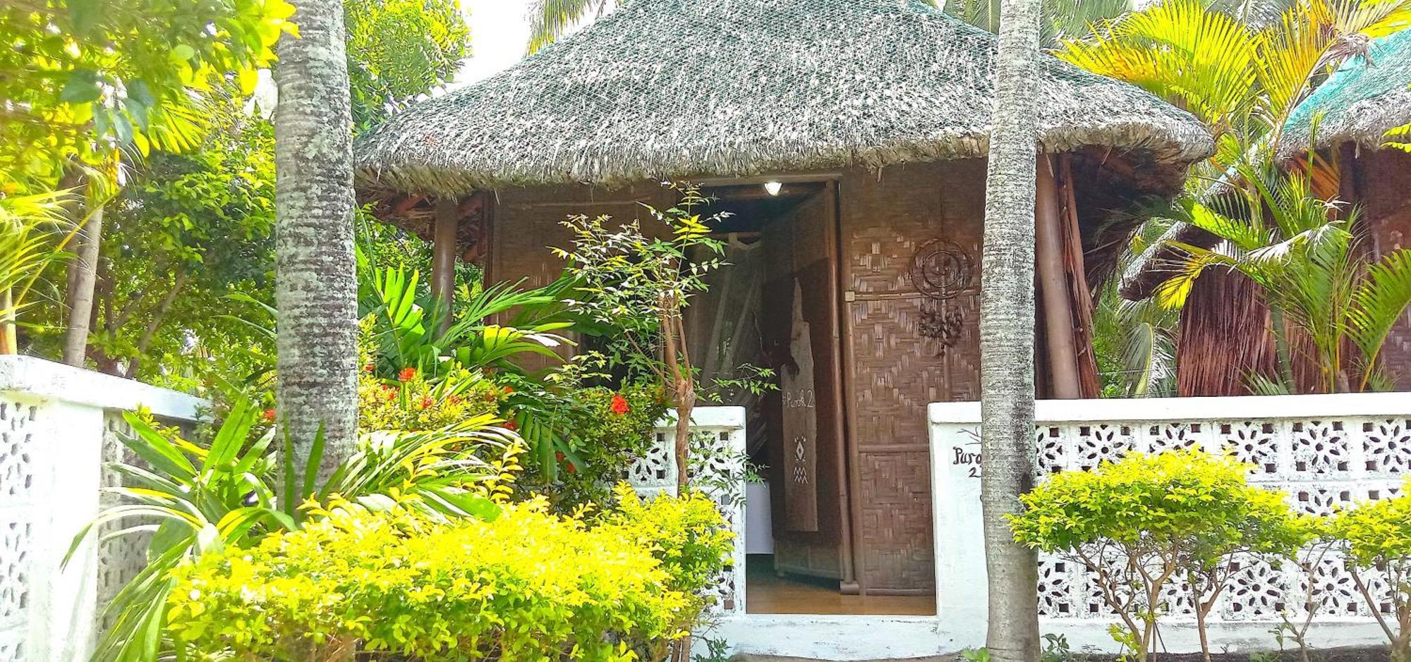 Herbs Guest House And Restaurant Near The Sea (Adults Only) Guest house Moalboal