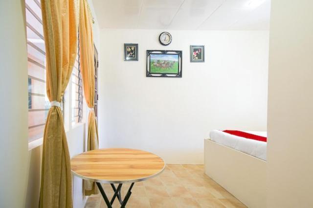 Jessa's 5 Guests House Moalboal