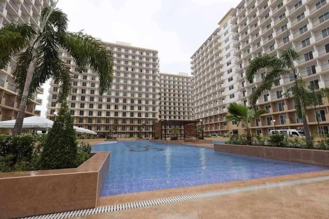 Apartment Seven *