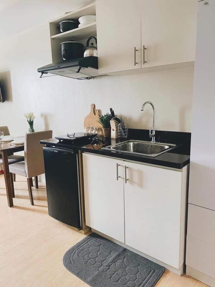 Migas Haven At Sunvida Tower Across Sm *