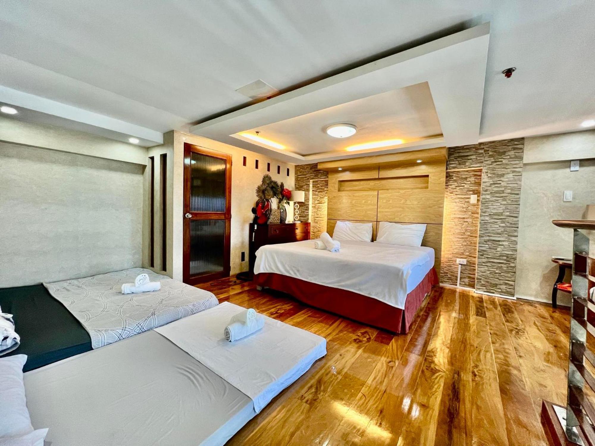 Home-like Loft Unit In