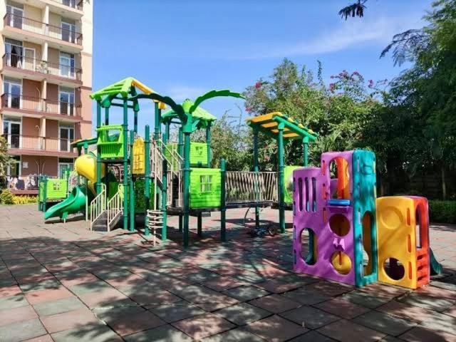 Cozy Near Airport With Pool And Ocean View Apartment Suba Basbas