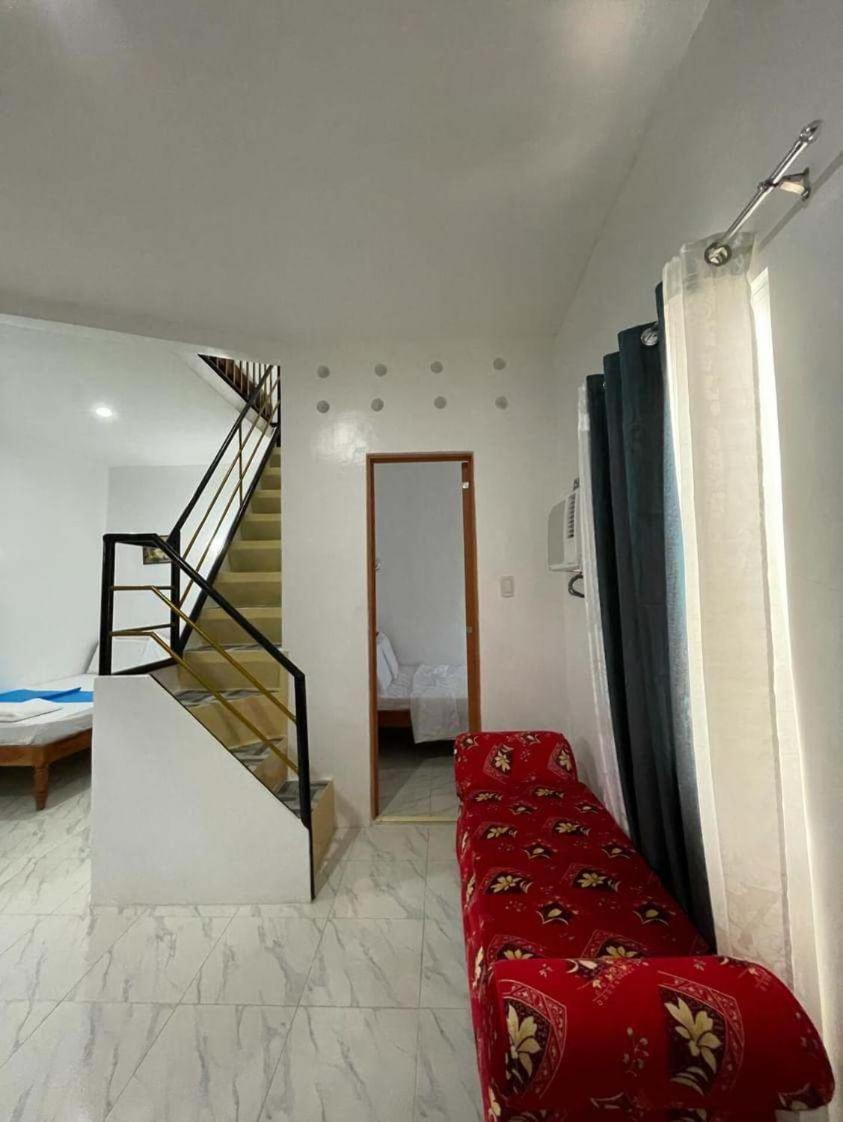 The Ivory Castle Apartment Pooc