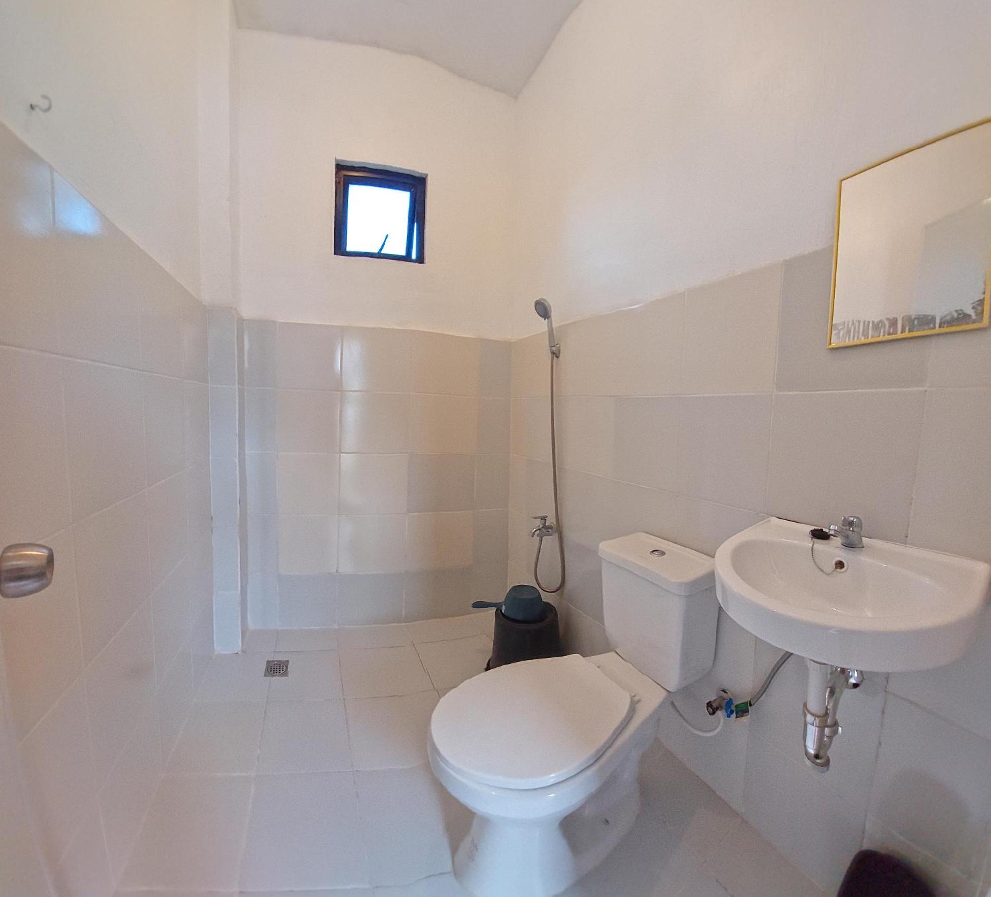 Hostel Camotes Himensulan
