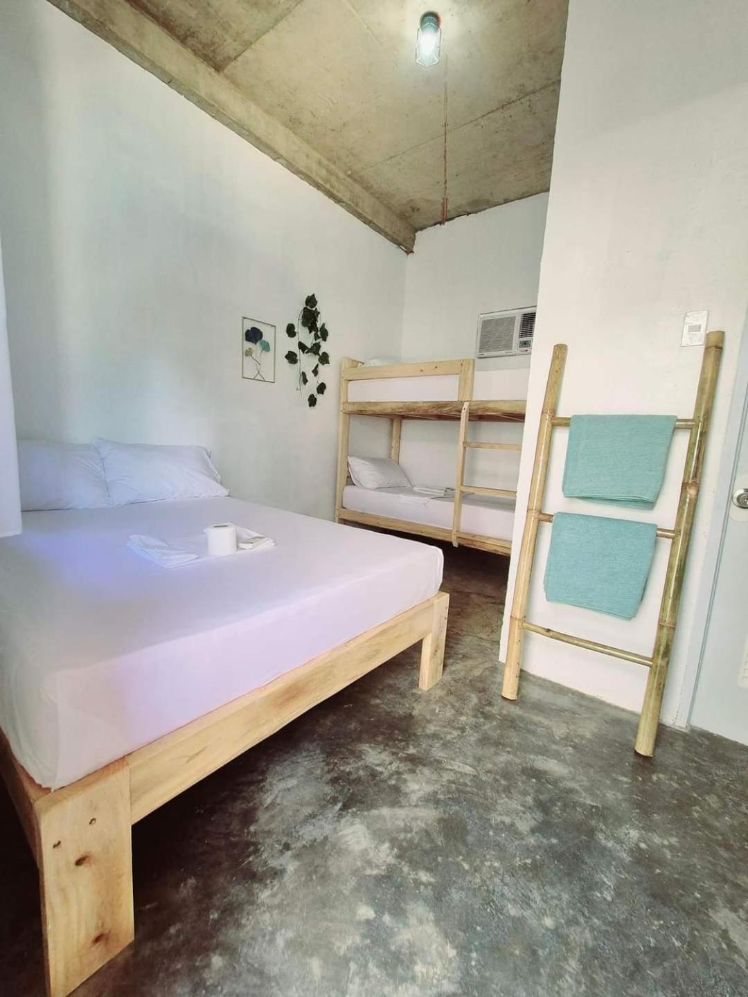 Camotes Hostel Himensulan