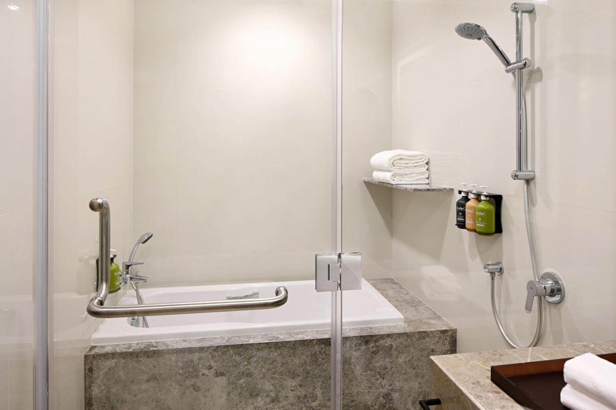 Hotel By Ihg Cebu