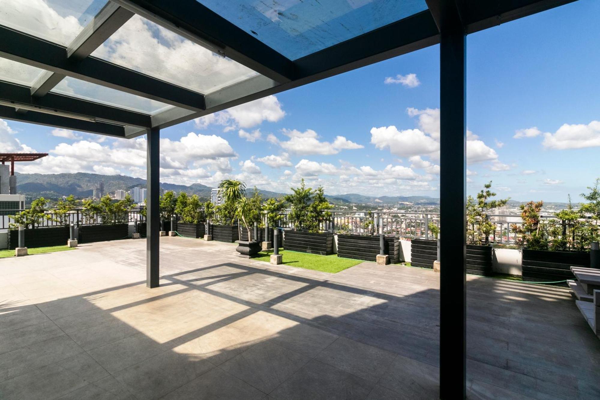 Grand Residences Apartment *