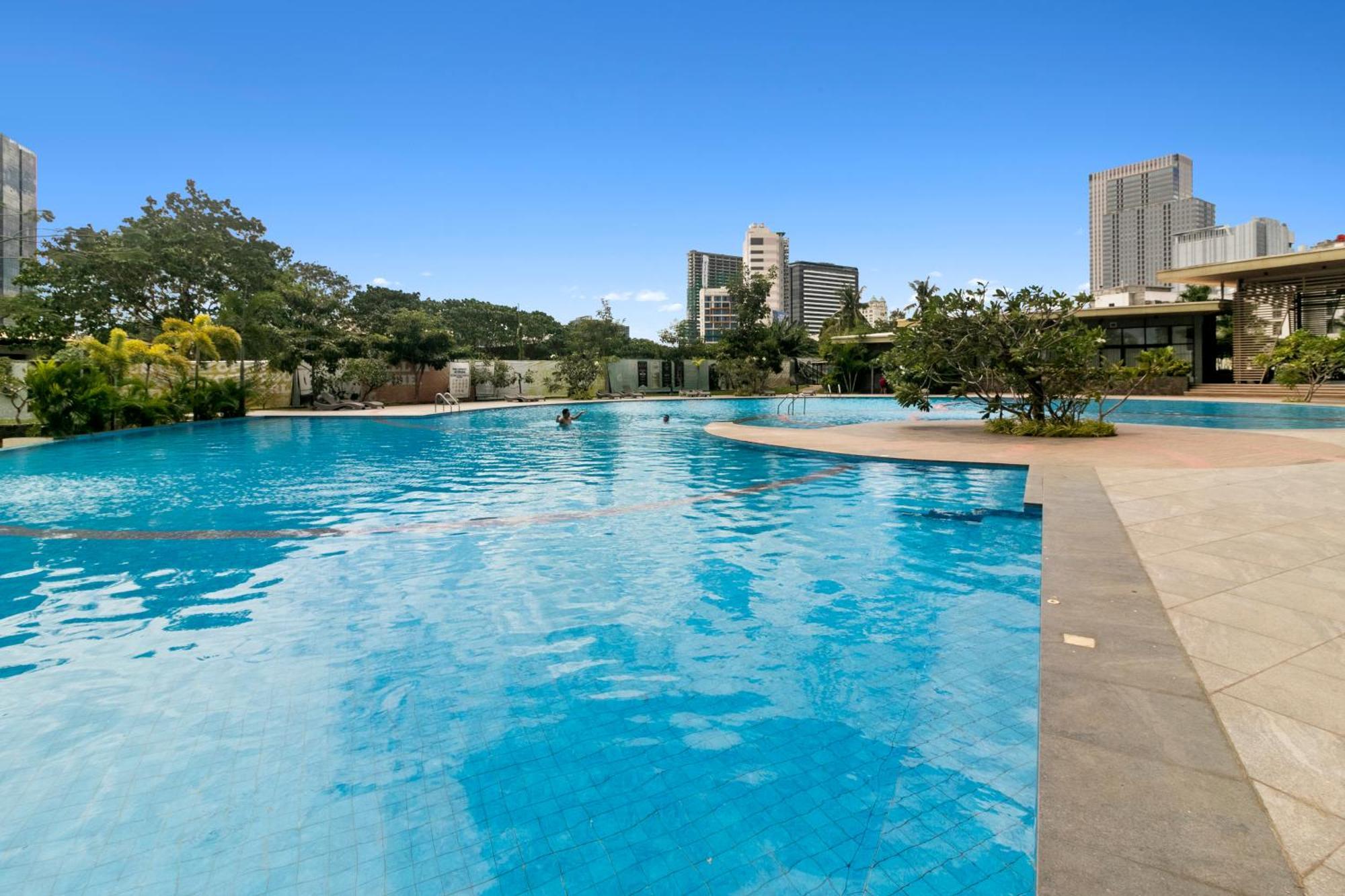 Grand Residences *